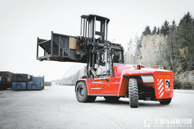 美国出台重型车排放新标准 计划到2027年减排二氧化碳11亿吨